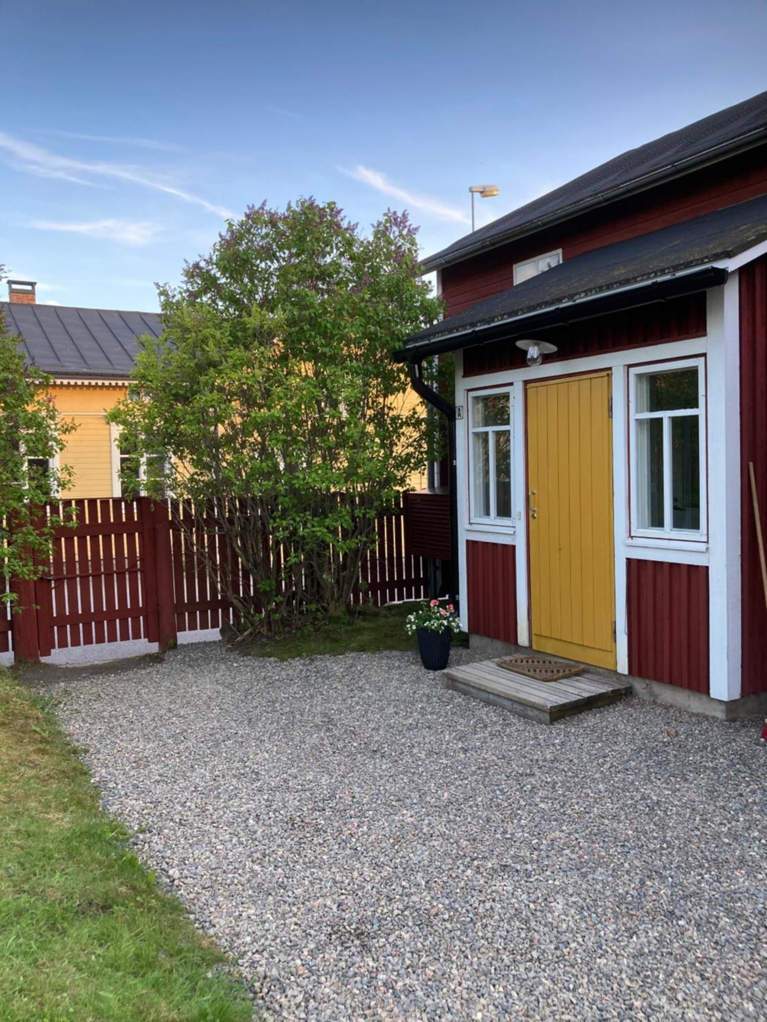 Appartamento Loenngarden Kristinestad Esterno foto